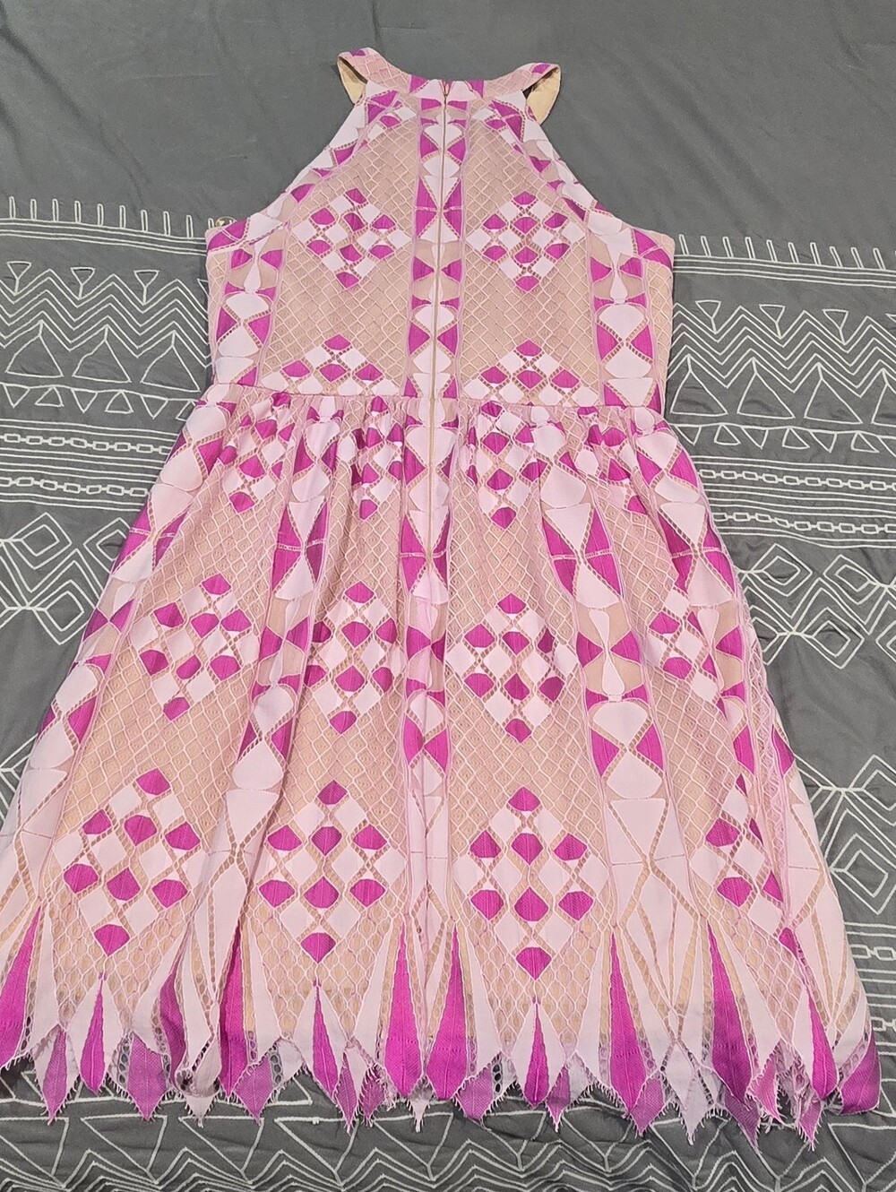 Gianni Bini Geometric Pattern Halter Dress Size 8 - Picture 8 of 9